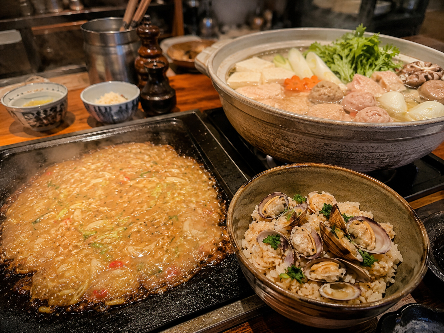 月島もんじゃ焼き、深川めし、両国ちゃんこ鍋、下町東京の食卓。